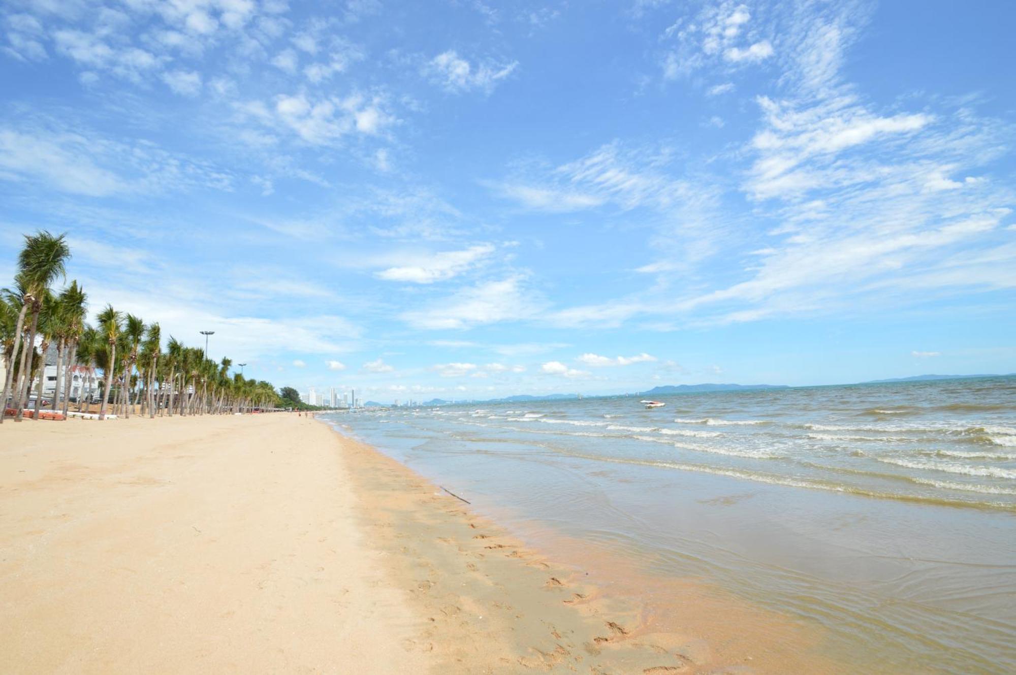 View Talay 5 Jomtien Beachfront Pattaya Esterno foto